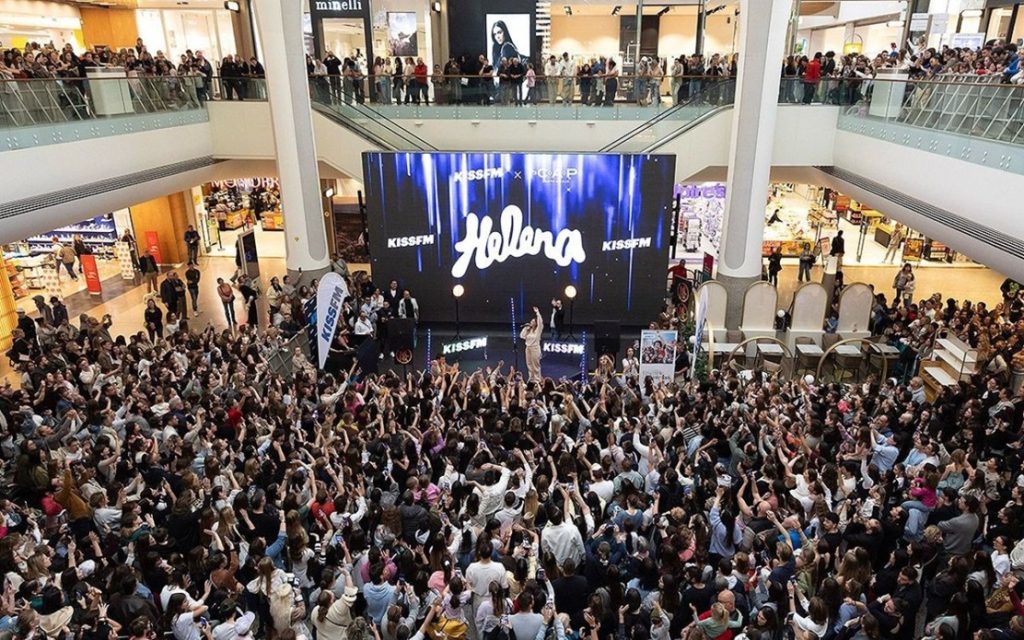 Helena pendant son showcase en avril 2025 à Cap 3000